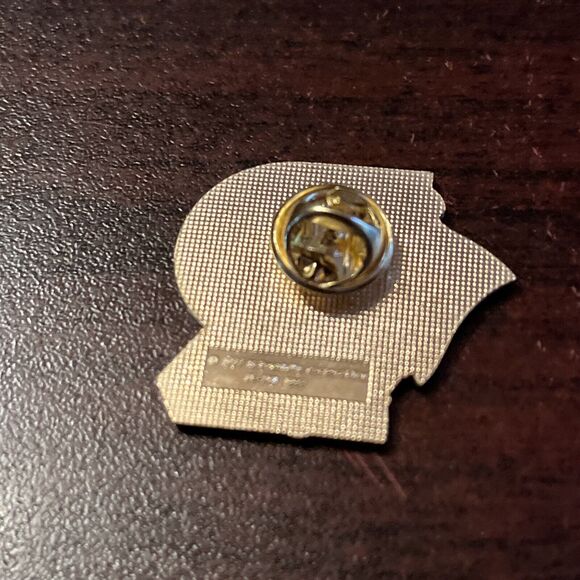 McDonald’s Racing Team #94 Bill Elliott NASCAR Employee Lapel Hat‎ Pin - Picture 3 of 3